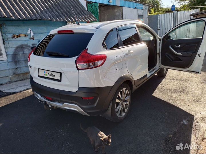 LADA XRAY Cross 1.8 МТ, 2018, 103 000 км