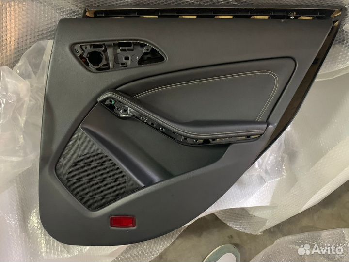 Обшивки дверей mercedes Cla w117x117