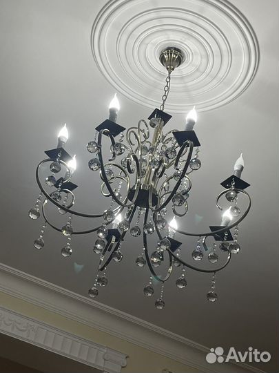 Люстра 8 рожков