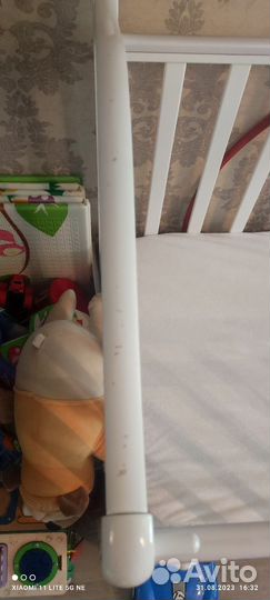 Детская кроватка с матрасом