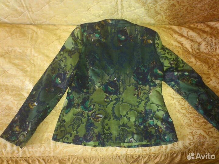 Пиджак новый