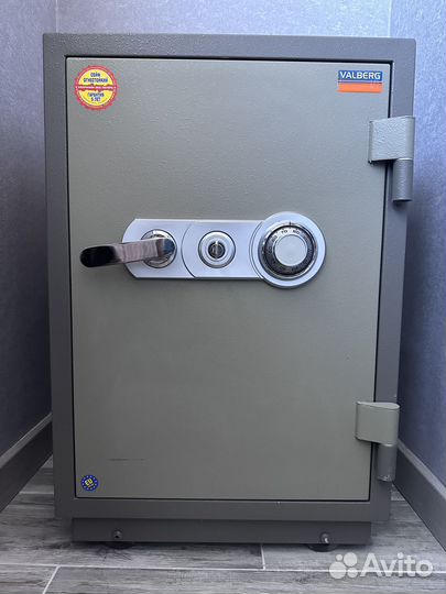 Сейф огнестойкий 90Б valberg (FRS-67)