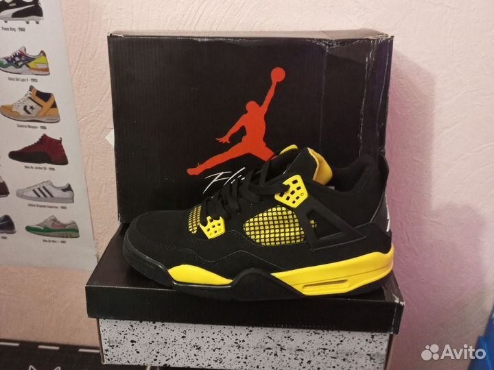 Nike air jordan 4 retro