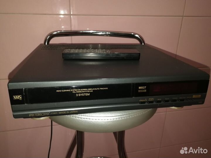 Видеомагнитофон hitachi