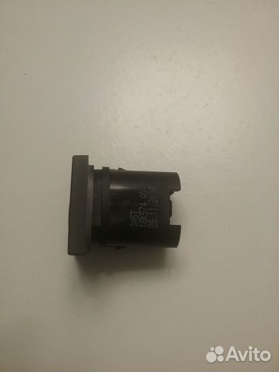 Кнопка обогрева лобового стекла Форд Фокус 2