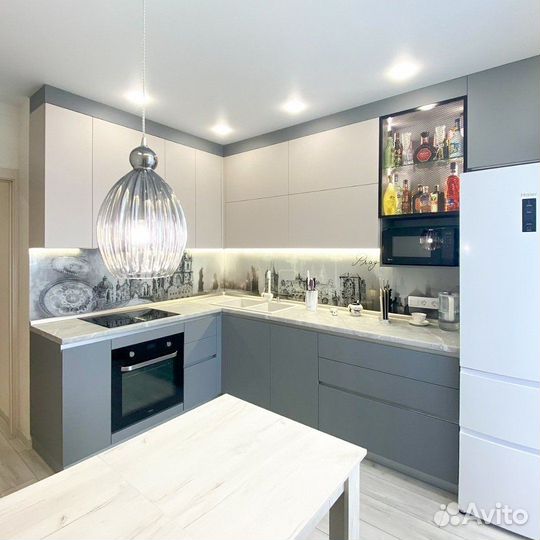 Кухня новая. Кухня угловая