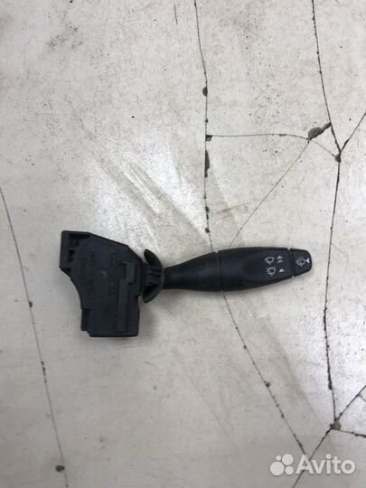 Переключатель стеклоочистителей подрулевой