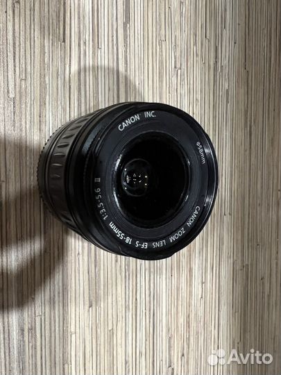 Зеркальный фотоаппарат