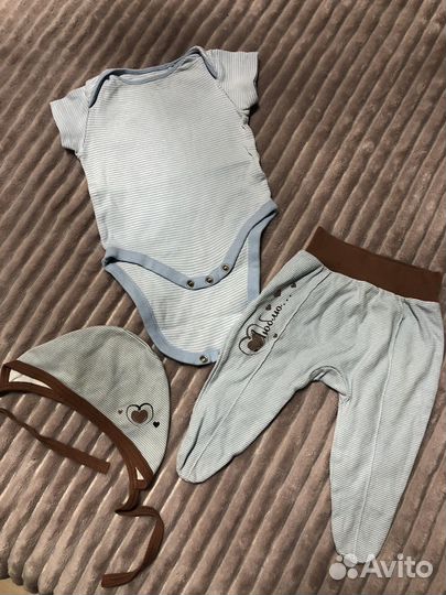 Пакет фирменных вещей на мальчика от 0 до 6 мес