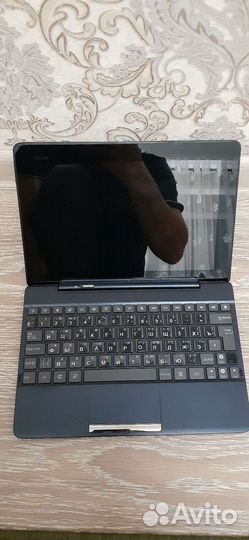 Планшет трансформер Asus Tf300t
