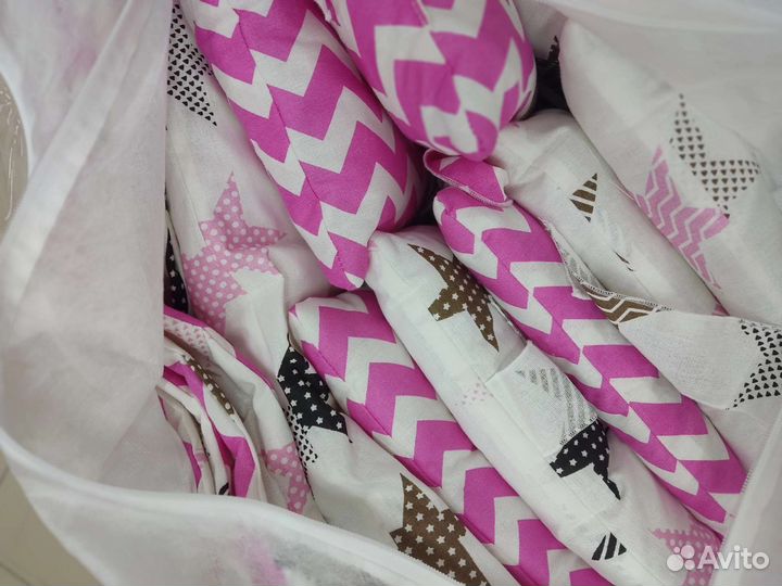 Комплект в кроватку для новорожденных