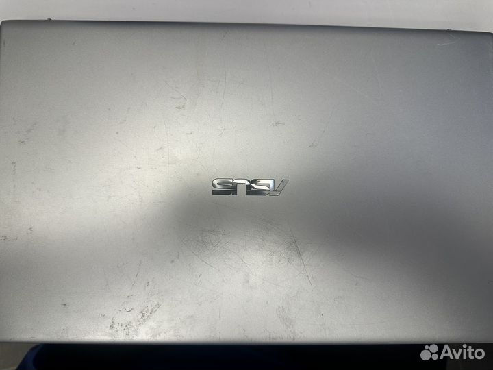 Asus VivoBook r5 3500u 12/512