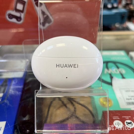 Еспроводные наушники huawei FreeBuds