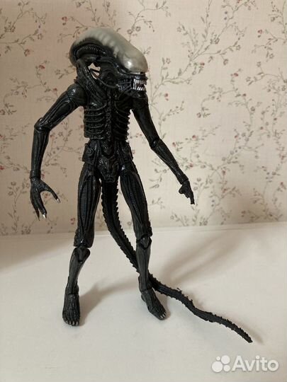 Фигурка Чужой Alien от Neca