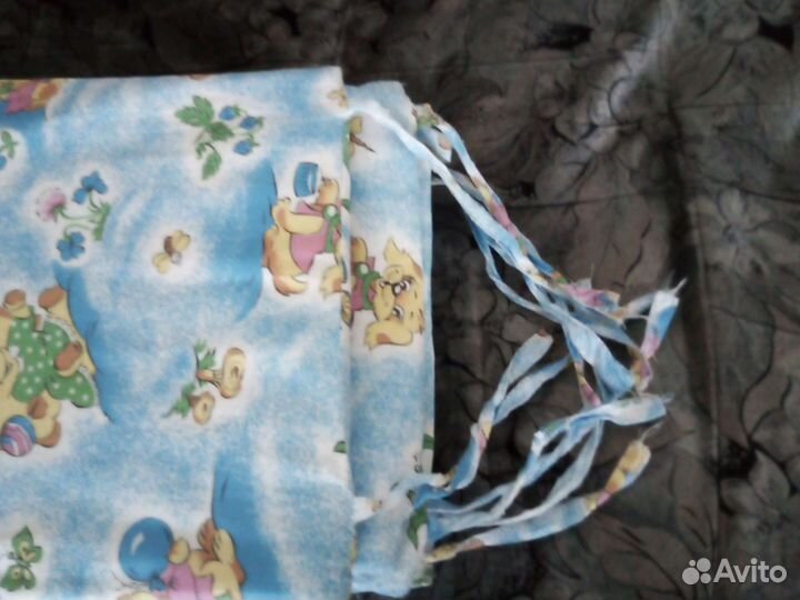 Бортики в детскую кроватку