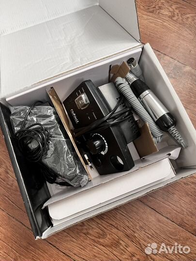 Электрическая дрель для маникюра и педикюра