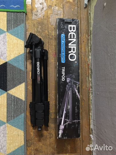 Штатив для фотоаппарата