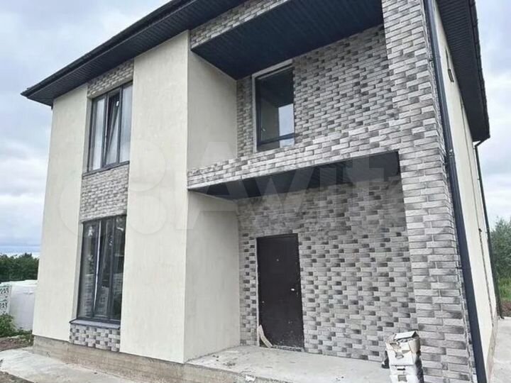 Дом 175 м² на участке 7 сот.