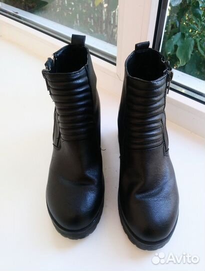 Демисезонные ботинки на платформе 39 размер