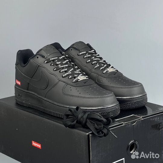Nike air force 1 low supreme black