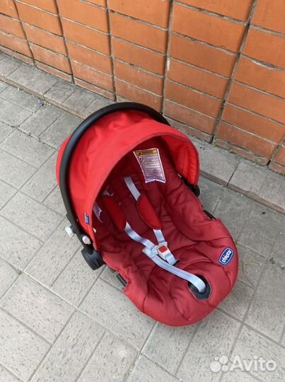 Автокресло “chicco” 0-13 кг