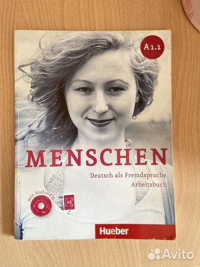 Учебники и тетрадь уровня А1 Menschen