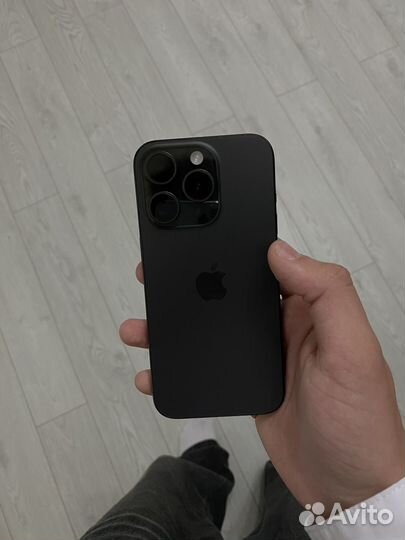 iPhone 15 Pro, 256 ГБ