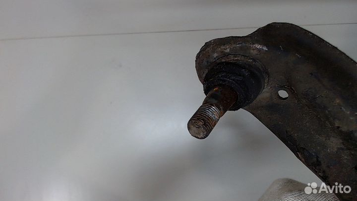 Рычаг подвески Nissan Almera N16, 2001