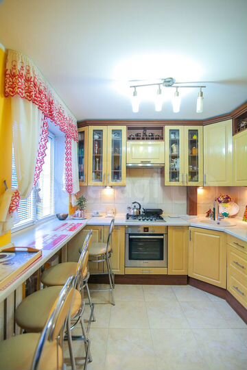 3-к. квартира, 54,2 м², 2/5 эт.