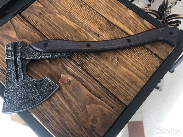 Топор туристический