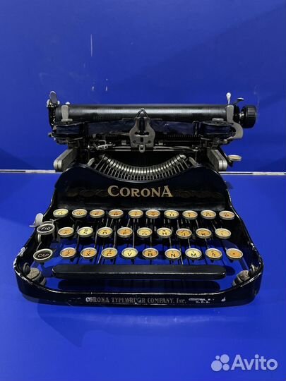 Печатная пишущая машинка