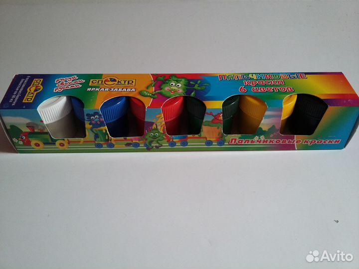 Краски, кисточки, карандаши, мелки, фломастеры