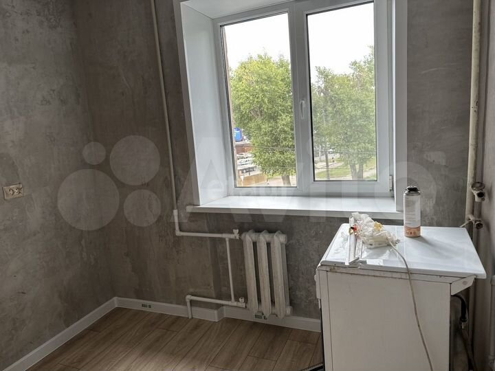 3-к. квартира, 42 м², 3/5 эт.