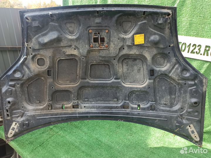 Капот Ford fiesta