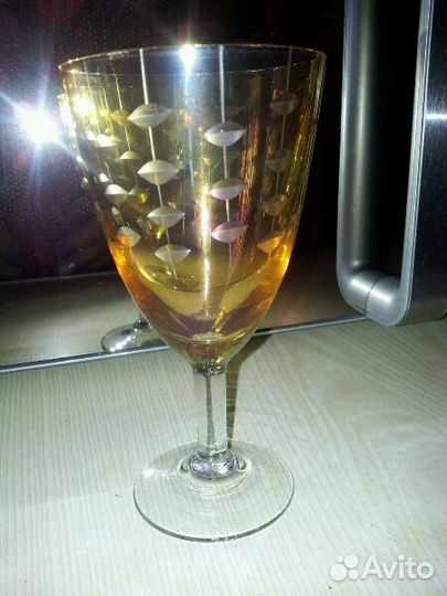 Бокал с лазерной обработкой