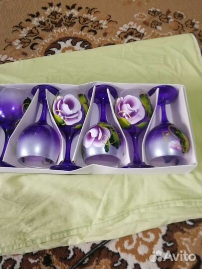 Рюмка на высокой ножке