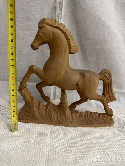 Деревянная фирурка