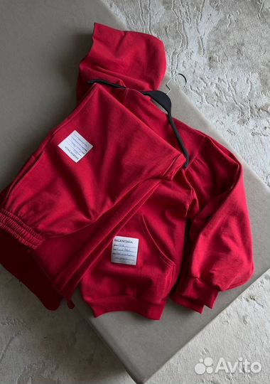 Костюм женский Balenciaga