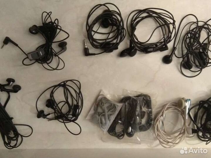 Гарнитуры и наушники
