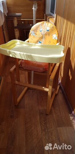 Детский столик для кормления