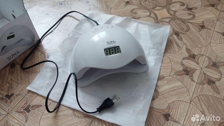 Лампа для маникюра и педикюра