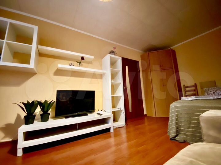 1-к. квартира, 35 м², 9/9 эт.