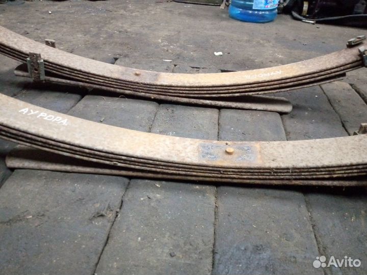 Задние рессоры на Derways Aurora 2.4