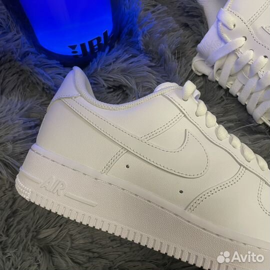 Nike Air Force White