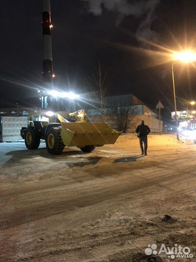 Фронтальный погрузчик