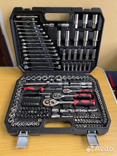 Набор инструментов 219 предметов