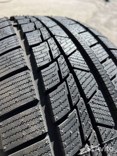 Sunwide Snowide 235/45 R17 120U