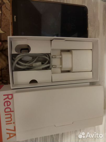 Продам телефон