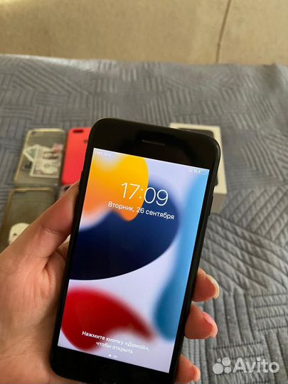 Телефон iPhone 7