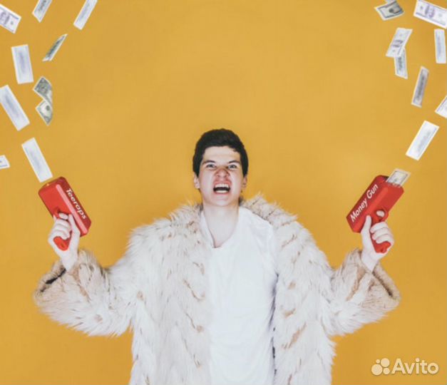 Денежный пистолет “money gun”